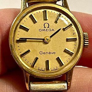 Vintage Ladies OMEGA Geneve Mechanical Watch 1976 w/ Mesh Band & Safety RUNS +